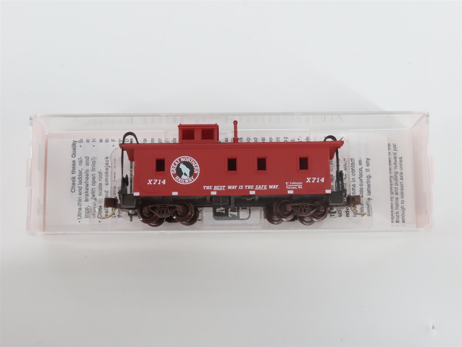 N Scale Micro-Trains MTL NSC 12-97 GN Great Northern Railway Caboose #X714