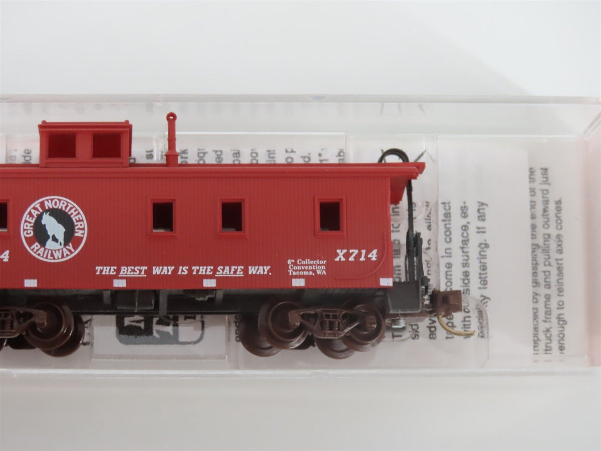 N Scale Micro-Trains MTL NSC 12-97 GN Great Northern Railway Caboose #X714