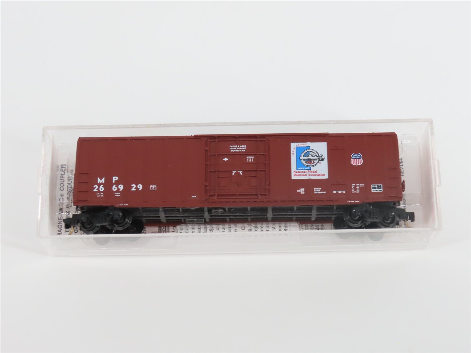 N Scale Micro-Trains MTL NMRA 1935-1995 MP Missouri Pacific Box Car #266929