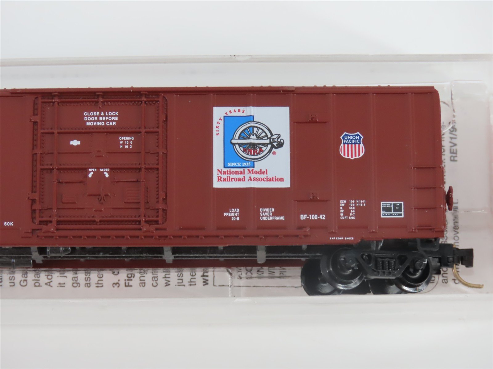 N Scale Micro-Trains MTL NMRA 1935-1995 MP Missouri Pacific Box Car #266929