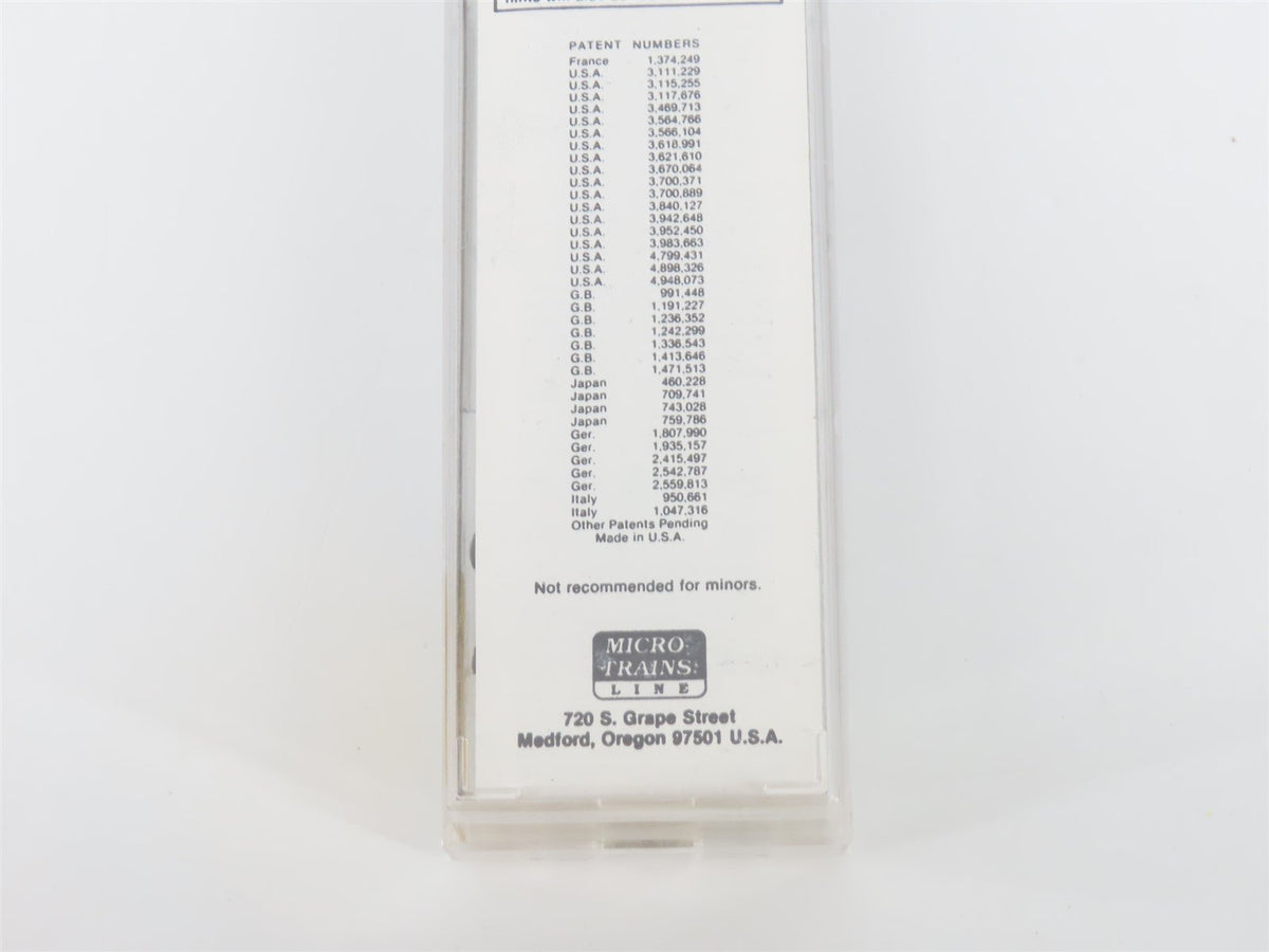 N Scale Micro-Trains MTL 75010 ARR Alaska Railroad 50&#39; Plug Door Box Car #10817