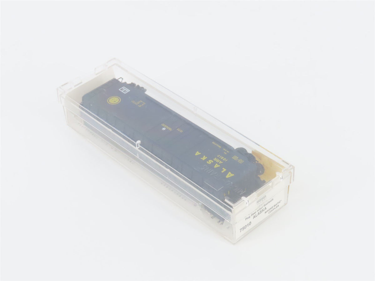 N Scale Micro-Trains MTL 75010 ARR Alaska Railroad 50&#39; Plug Door Box Car #10817