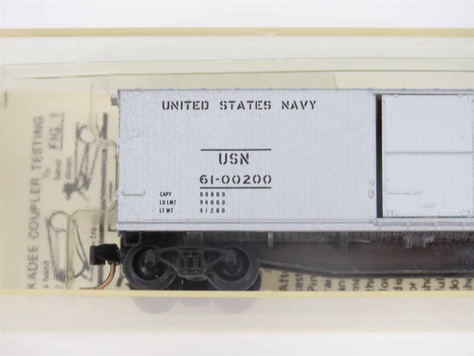 N Scale Kadee Micro-Trains MTL 42050 USN US Navy 40' Box Car #61-00200
