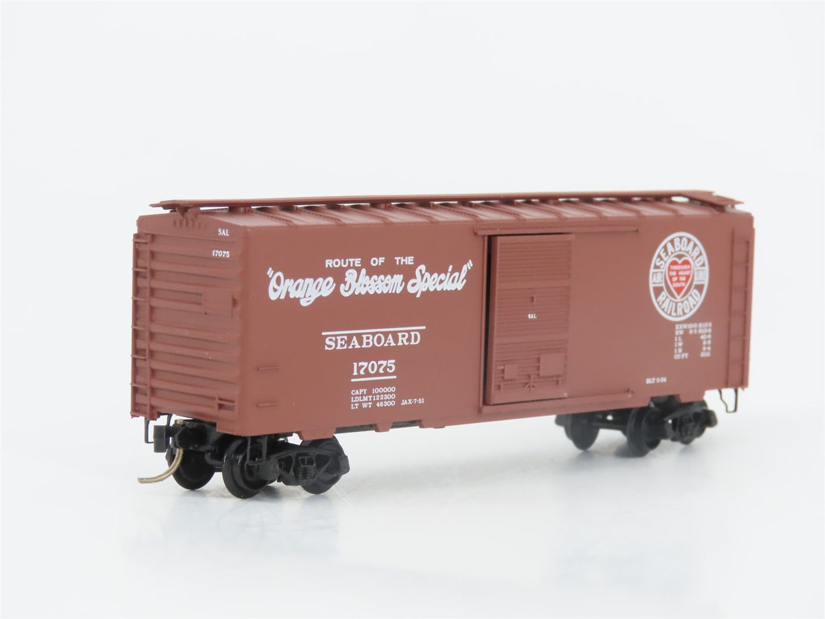 N Scale Micro-Trains MTL 20026 SAL Orange Blossom Special 40&#39; Box Car #17075