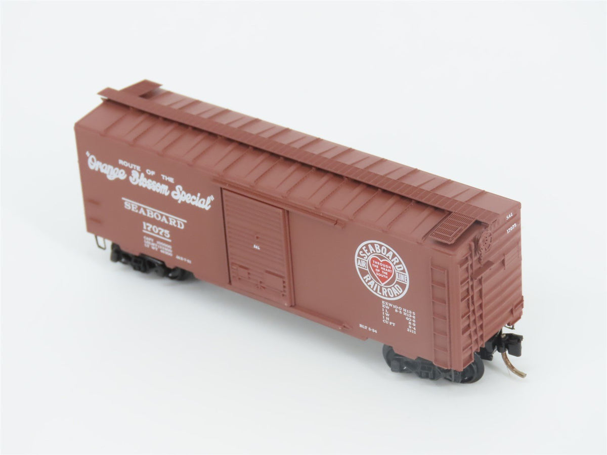 N Scale Micro-Trains MTL 20026 SAL Orange Blossom Special 40&#39; Box Car #17075