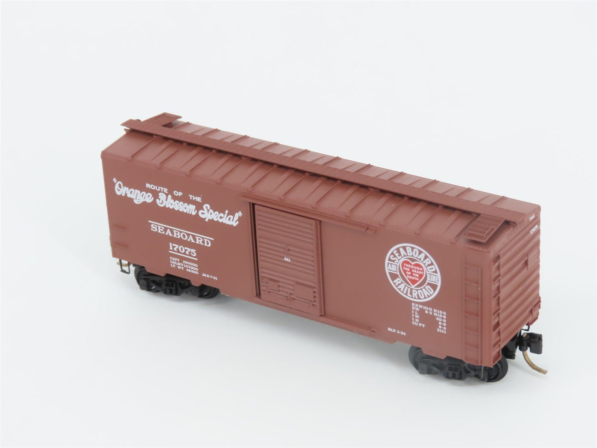 N Scale Micro-Trains MTL 20026 SAL Orange Blossom Special 40&#39; Box Car #17075