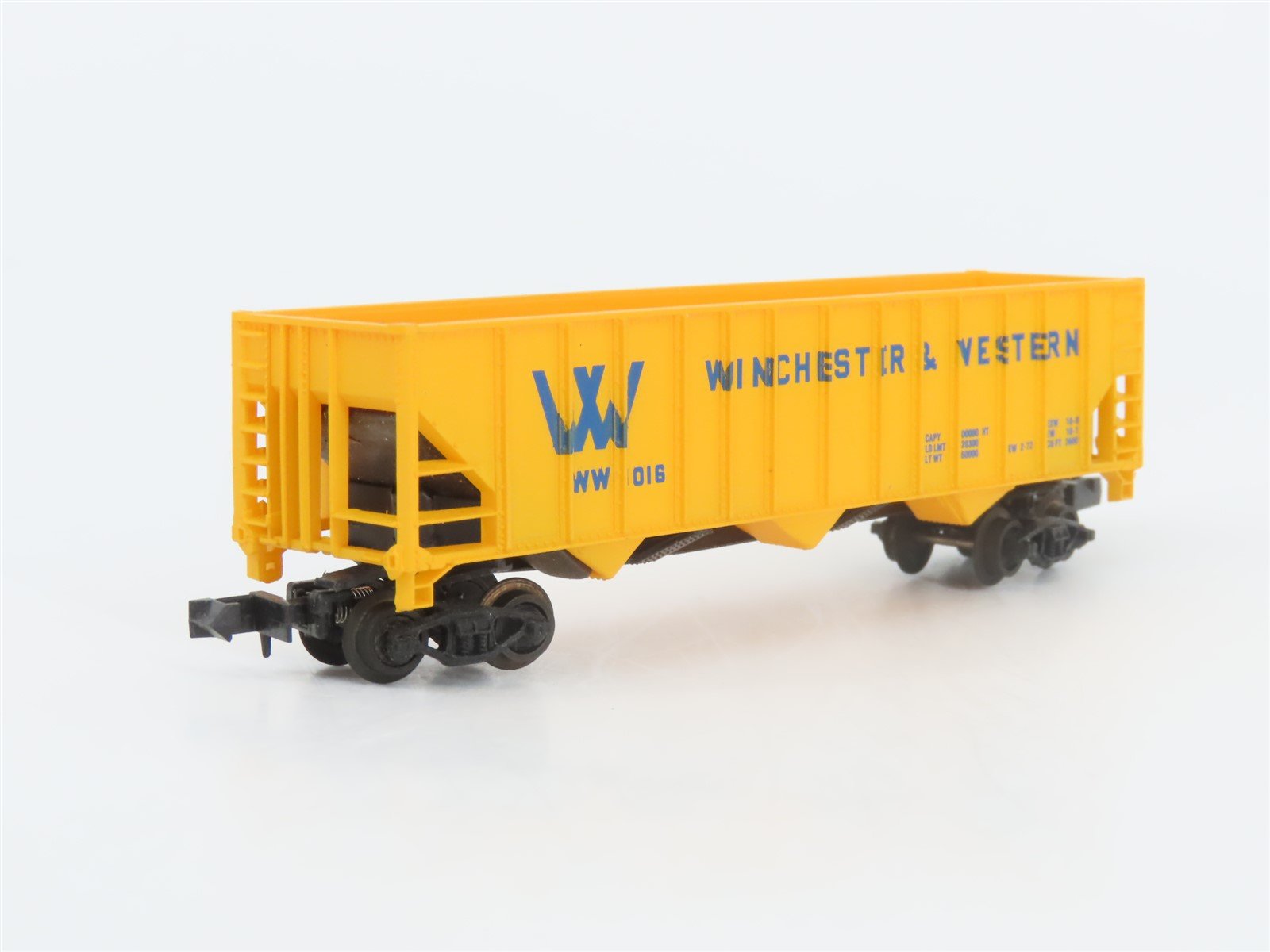 N Scale Bev-Bel 14008 WW Winchester & Western 3-Bay Open Hopper #1016