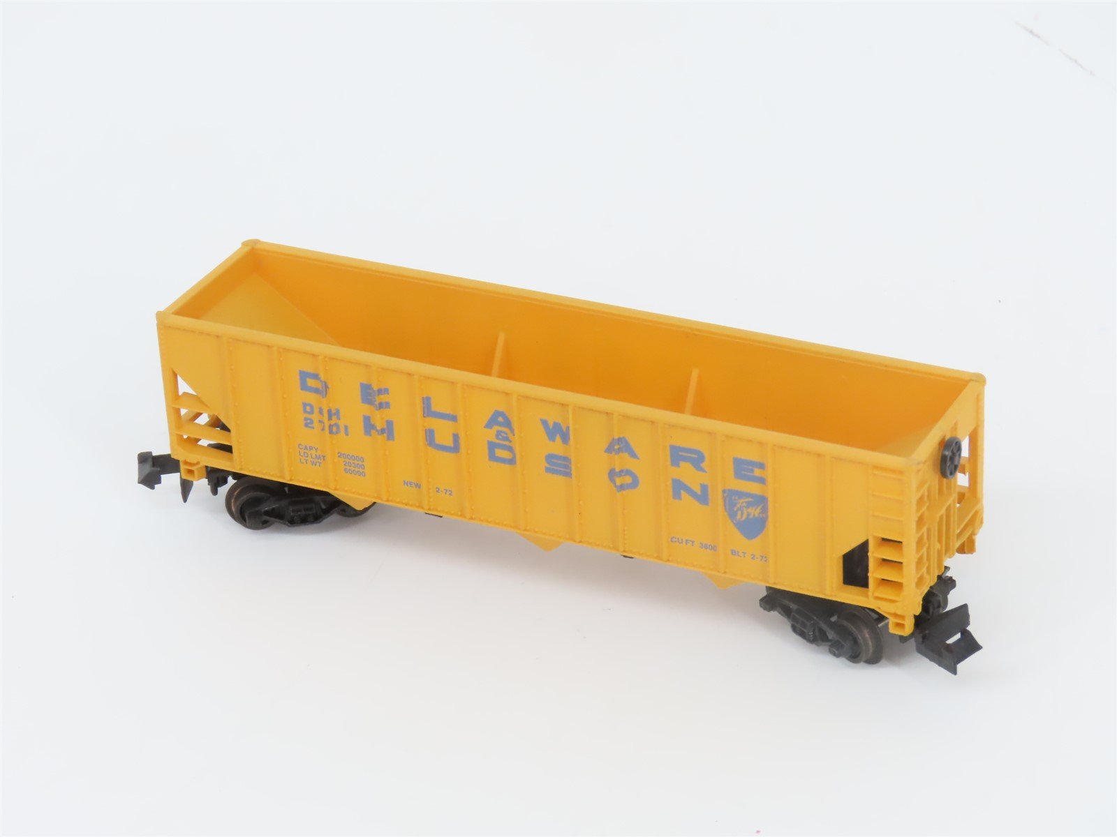 N Scale Bev-Bel 14006 D&H Delaware & Hudson Railroad 3-Bay Open Hopper #2701
