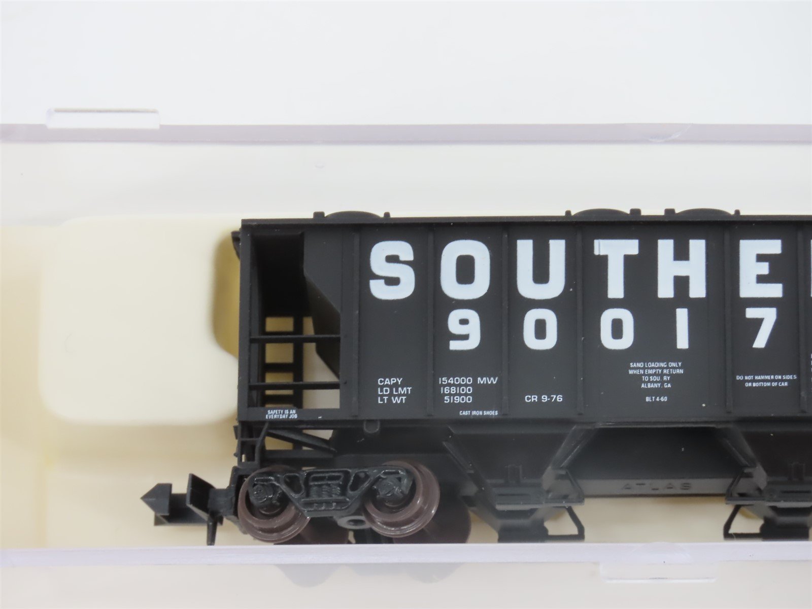 N Scale Atlas 3164 SOU Southern 2-Bay Covered Hopper #900175