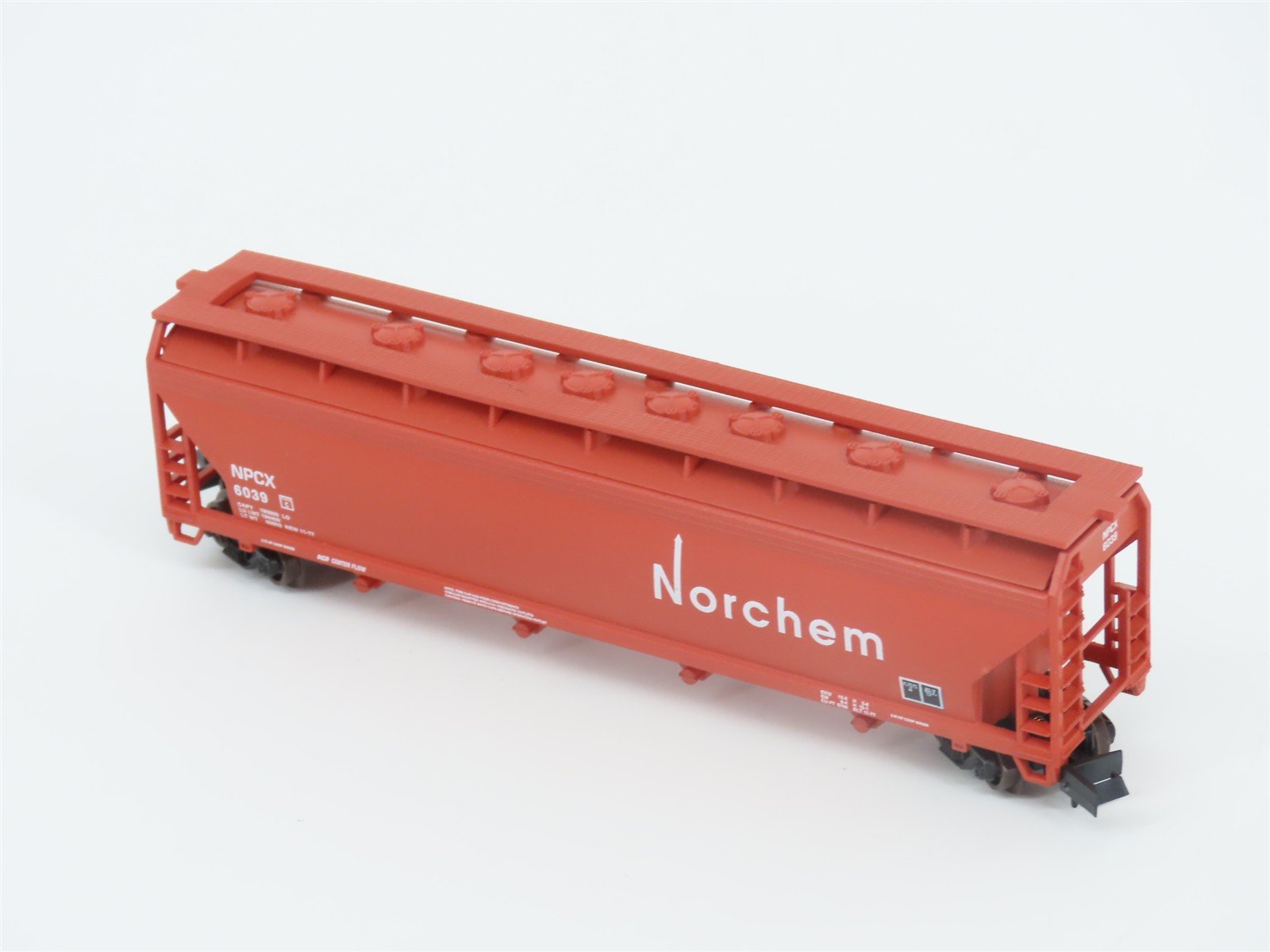 N Scale Atlas 3955 NPCX Norchem 4-Bay Covered Hopper #6039