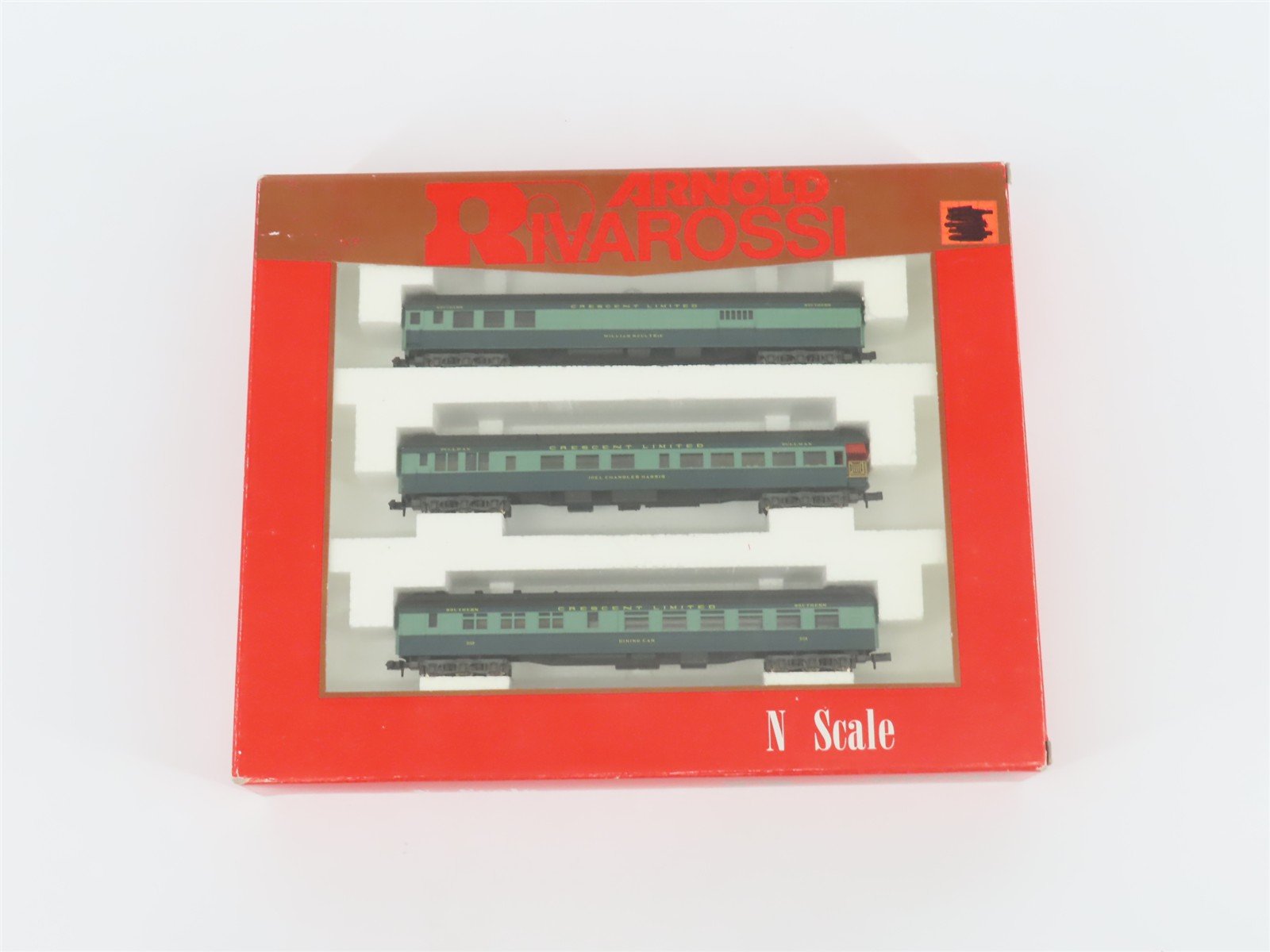 N Scale Arnold Rivarossi 0532 SOU Crescent Limited Assorted Passenger 3-Car Set