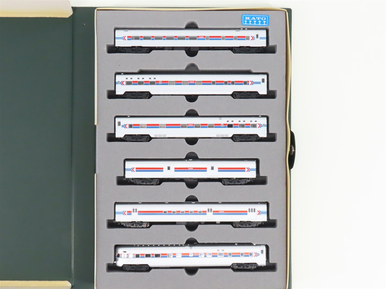 N Scale KATO 106-011 AMTK Amtrak Smooth Side Passenger 6-Car Set