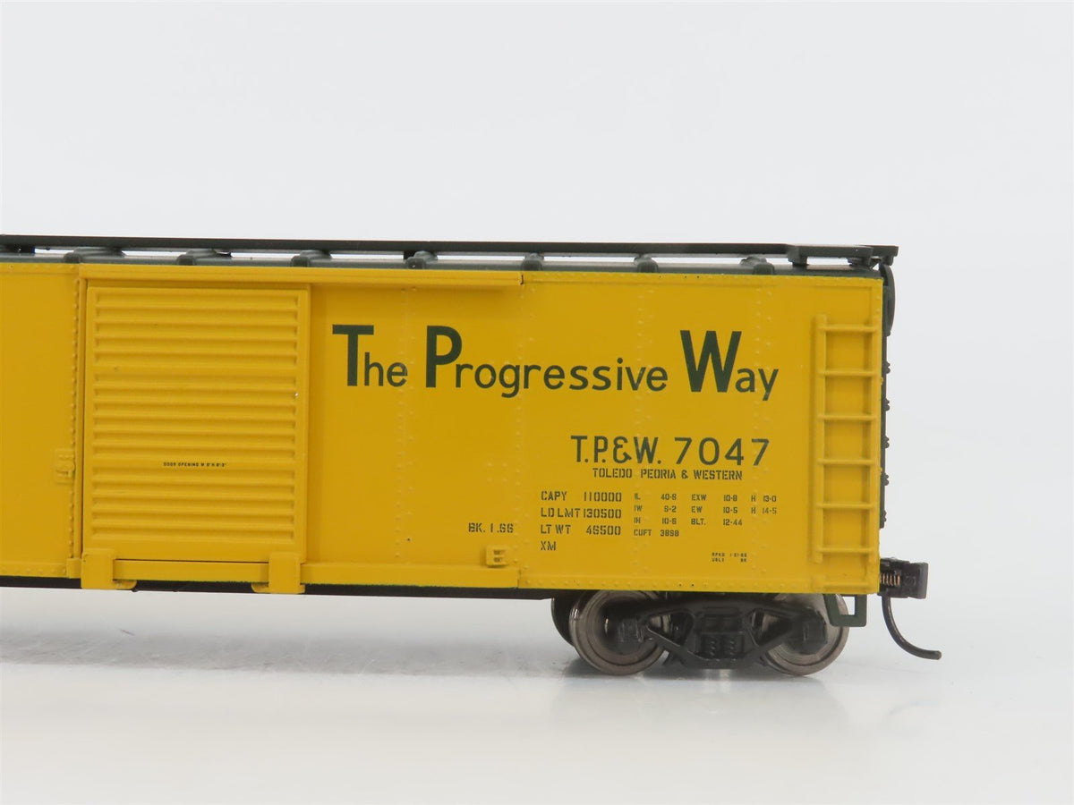 HO Scale Walthers Mainline 910-1508 TP&amp;W The Progressive Way 40&#39; Box Car #7047
