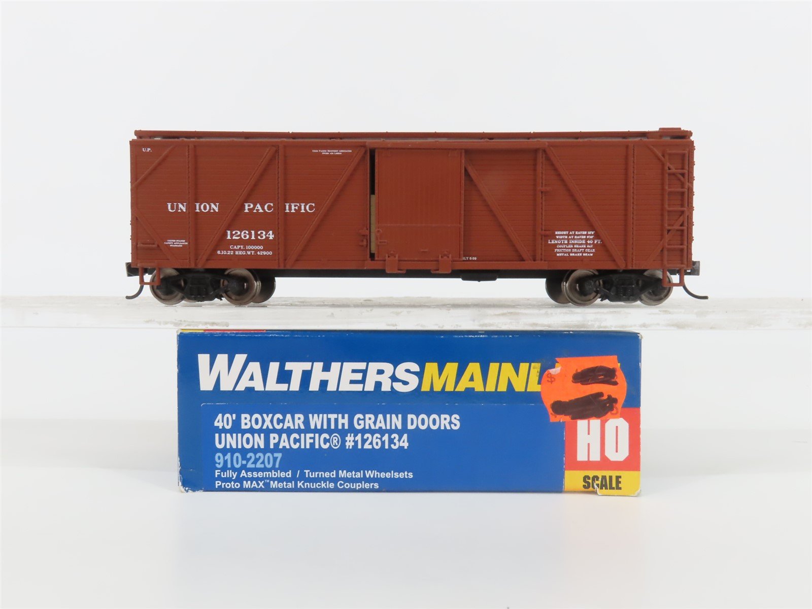 HO Scale Walthers Mainline 910-2207 UP Union Pacific 40' Box Car #126134