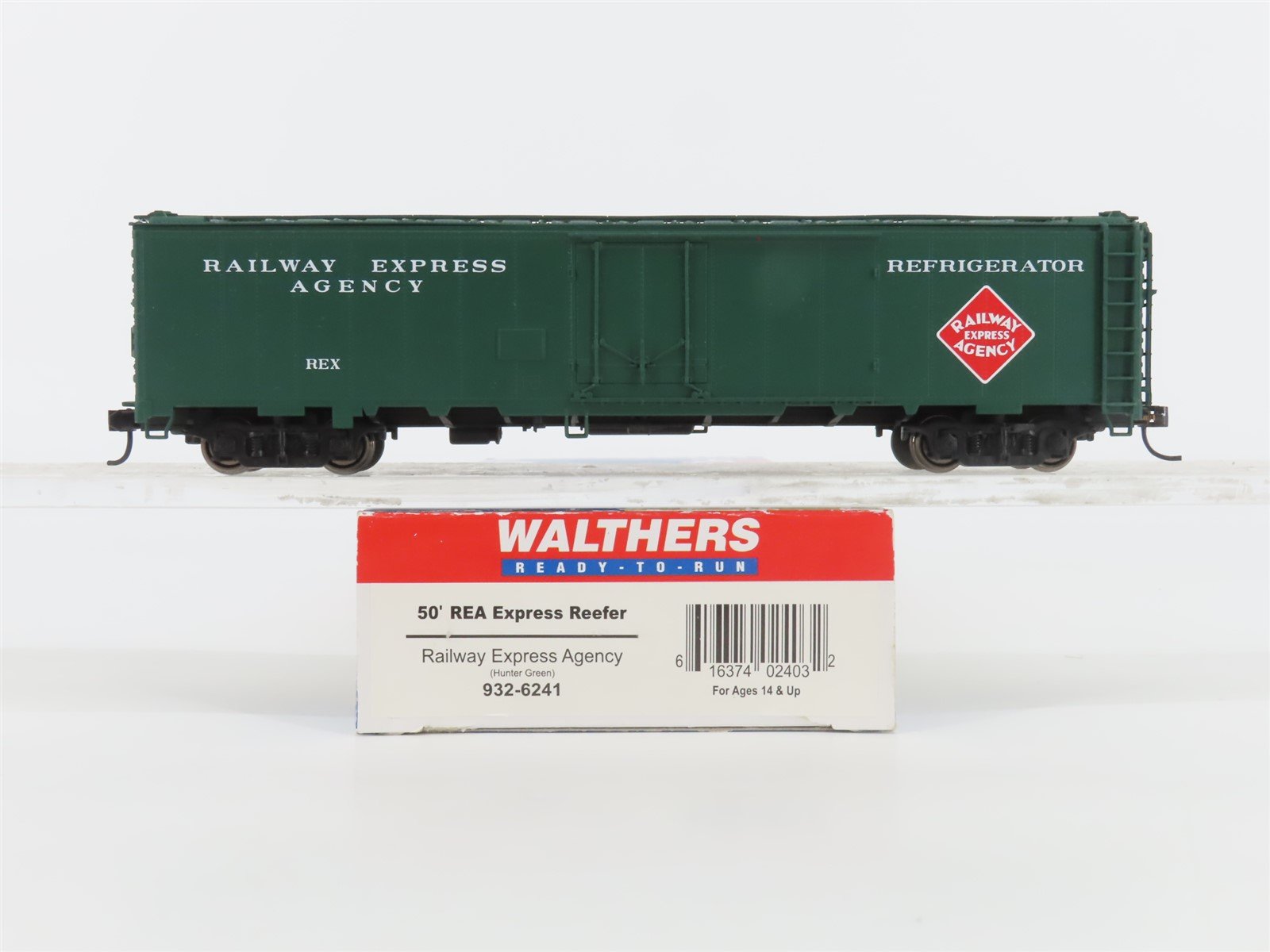 HO Scale Walthers 932-6241 REX Railway Express Agency 50' Express Reefer