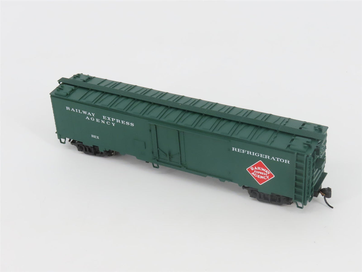 HO Scale Walthers 932-6241 REX Railway Express Agency 50&#39; Express Reefer