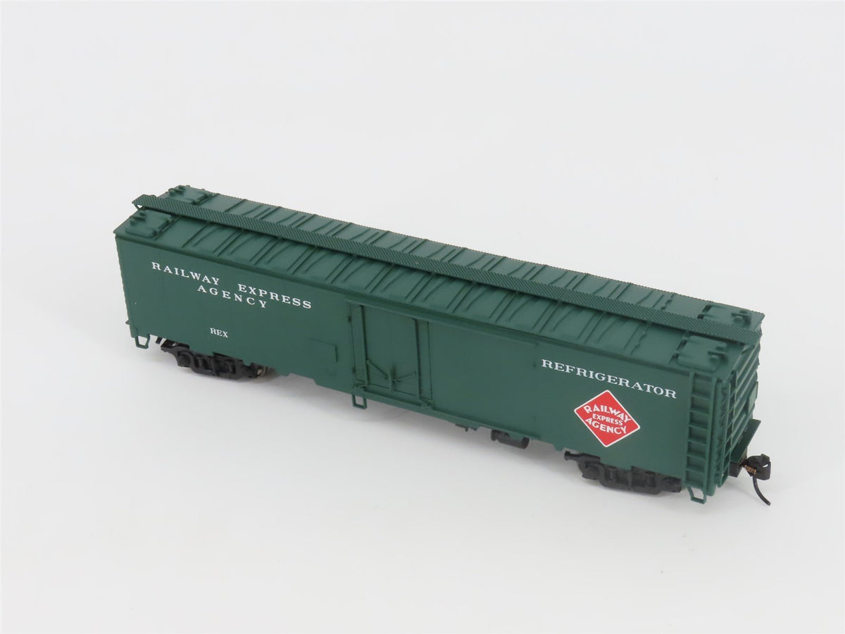 HO Scale Walthers 932-6241 REX Railway Express Agency 50&#39; Express Reefer