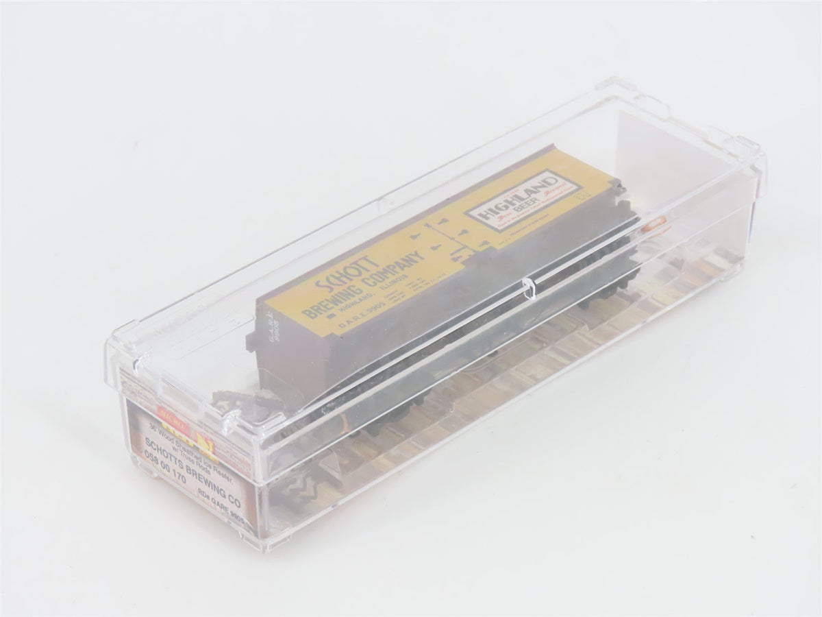 N Scale Micro-Trains MTL 05800170 GARE Schott Brewing 36&#39; Wood Reefer #9905