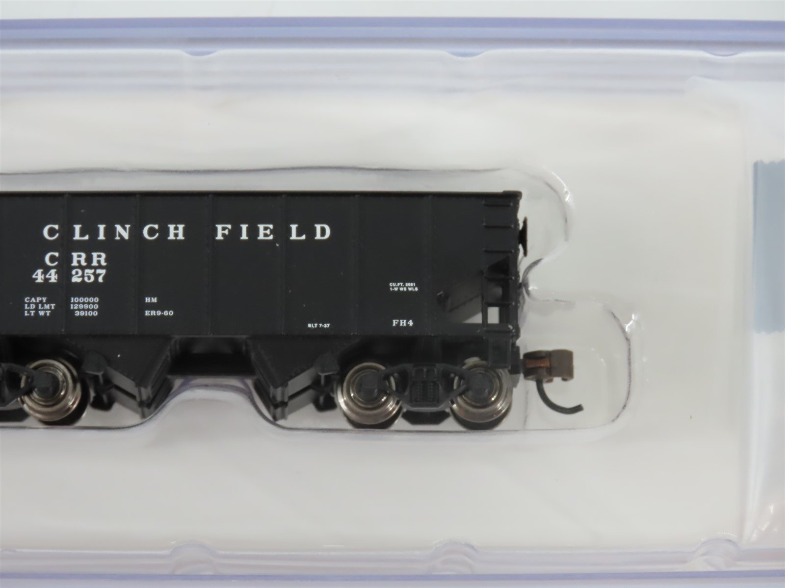 N Scale Bachmann Silver Series 19554 CRR Clinchfield 2-Bay Hopper #44257 w/ Load