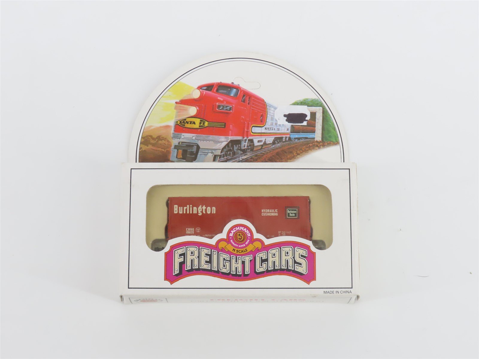 N Scale Bachmann 71250 CB&Q Burlington Route 41' Hi-Cube Box Car #19820