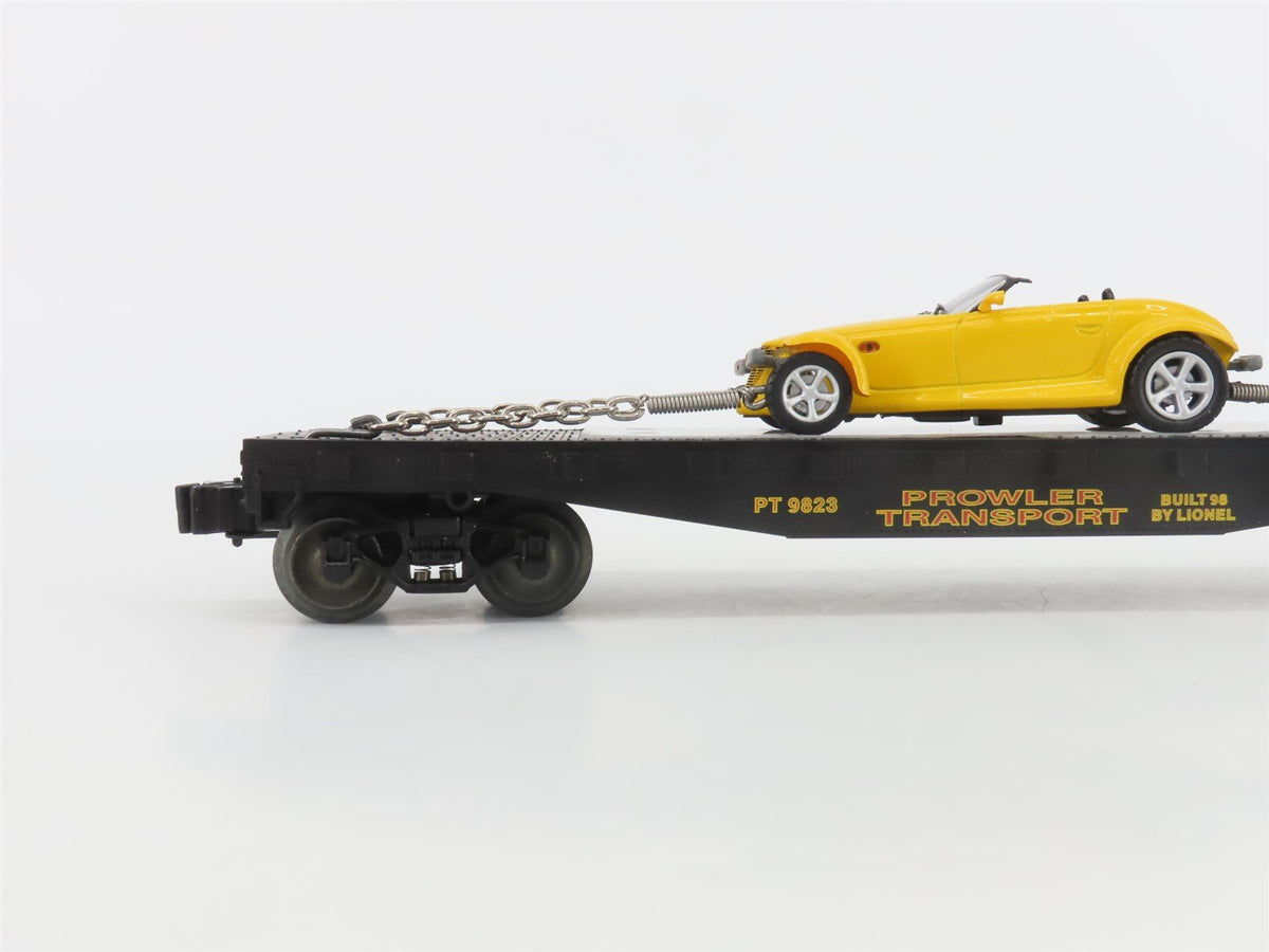 O Gauge 3-Rail Lionel 6-17522 PT Prowler Transport Flat Car #9823 w/ Plymouth