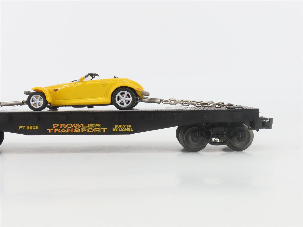 O Gauge 3-Rail Lionel 6-17522 PT Prowler Transport Flat Car #9823 w/ Plymouth
