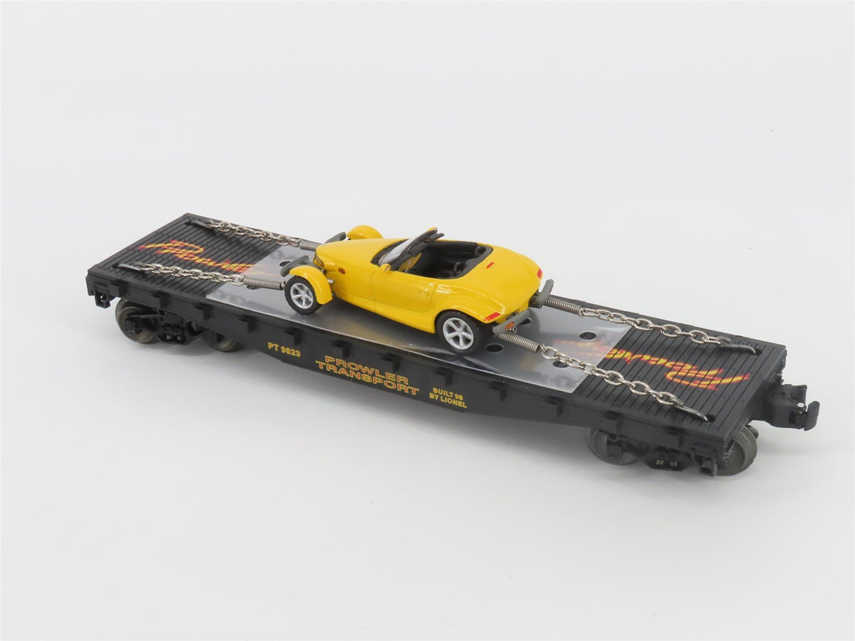 O Gauge 3-Rail Lionel 6-17522 PT Prowler Transport Flat Car #9823 w/ Plymouth