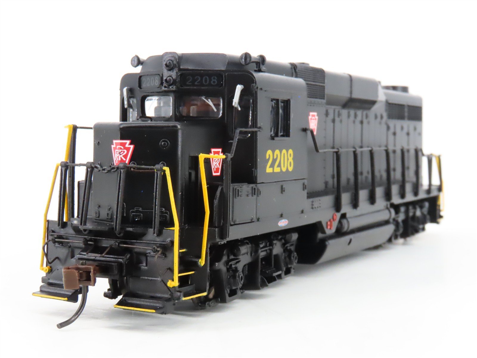 HO Scale Bachmann 60808 PRR Pennsylvania EMD GP30 Diesel #2208 w/ DCC