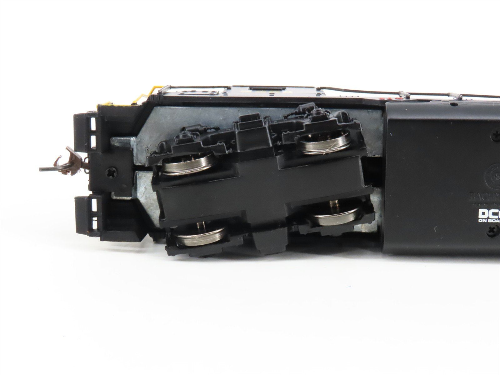 HO Scale Bachmann 60808 PRR Pennsylvania EMD GP30 Diesel #2208 w/ DCC