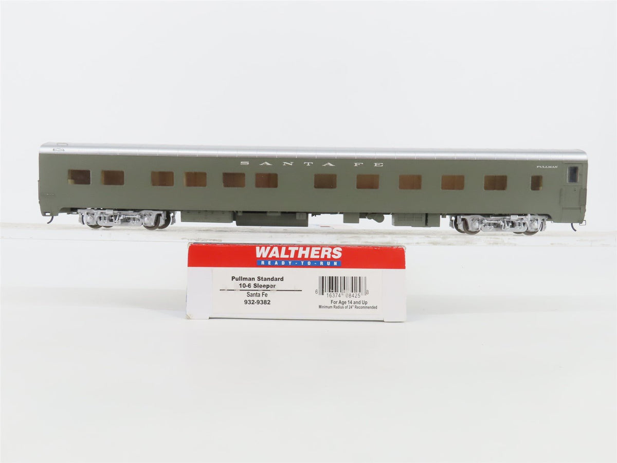 HO Scale Walthers 932-9382 ATSF Santa Fe Pullman Sleeper Passenger Car
