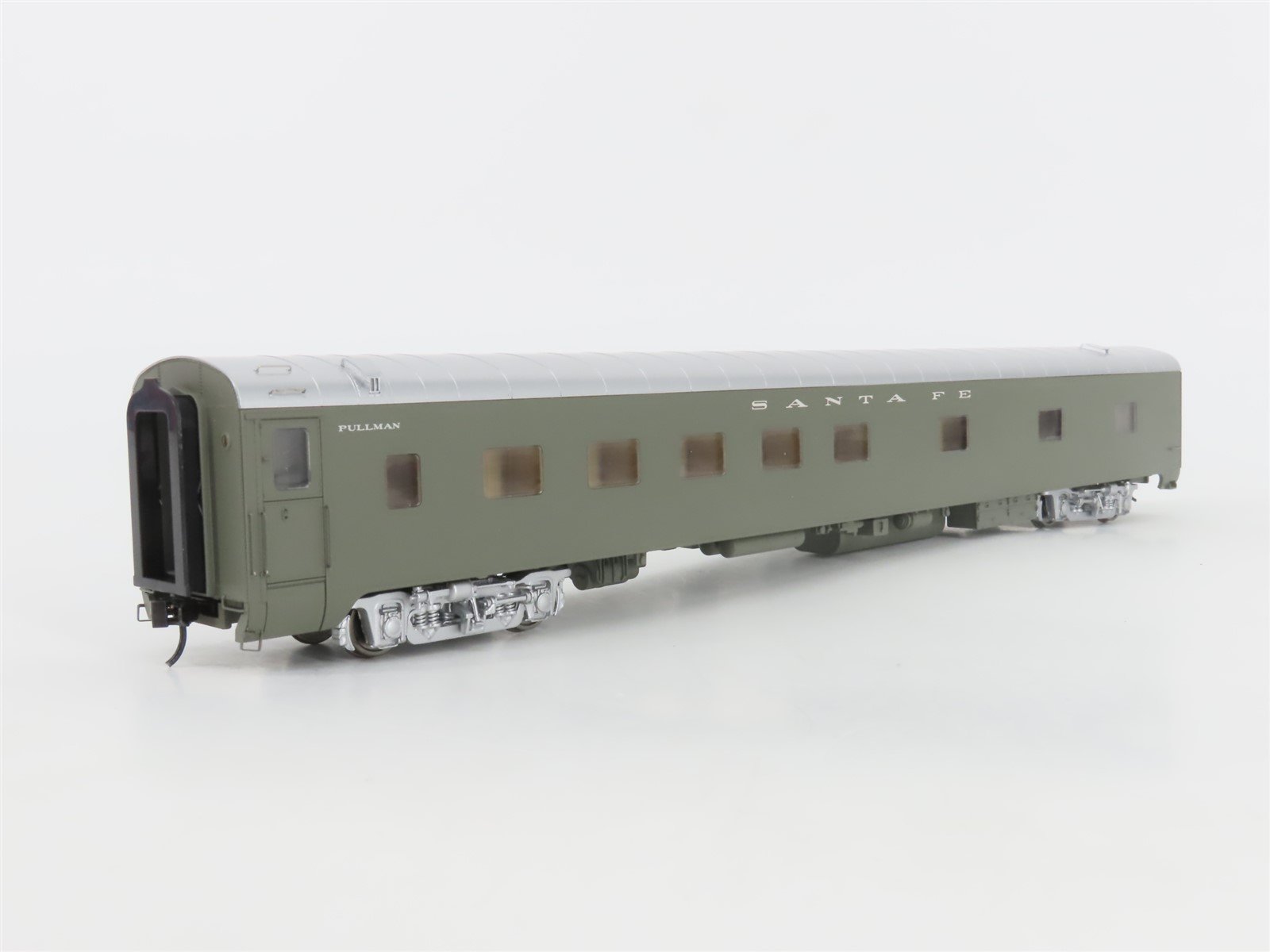 HO Scale Walthers 932-9382 ATSF Santa Fe Pullman Sleeper Passenger Car