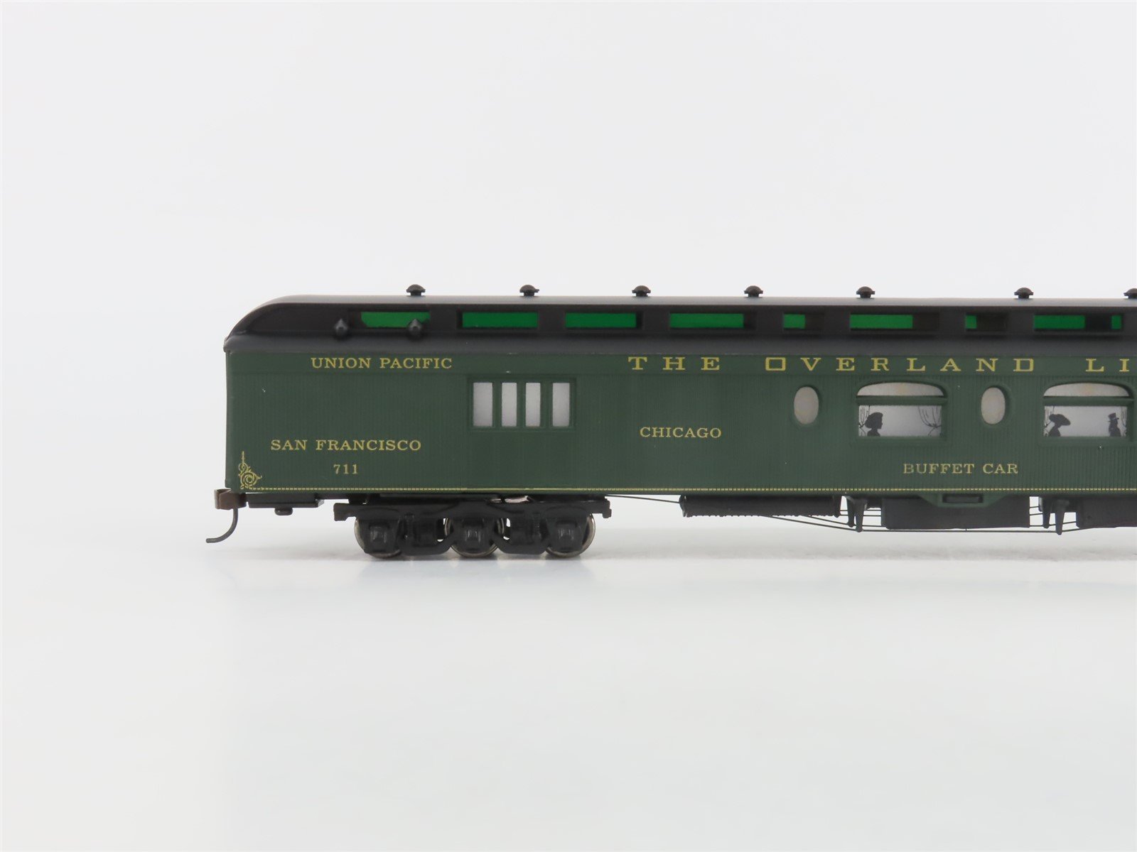 HO Scale Roundhouse 68701 UP Overland Limited Palace Combine Passenger Car #711