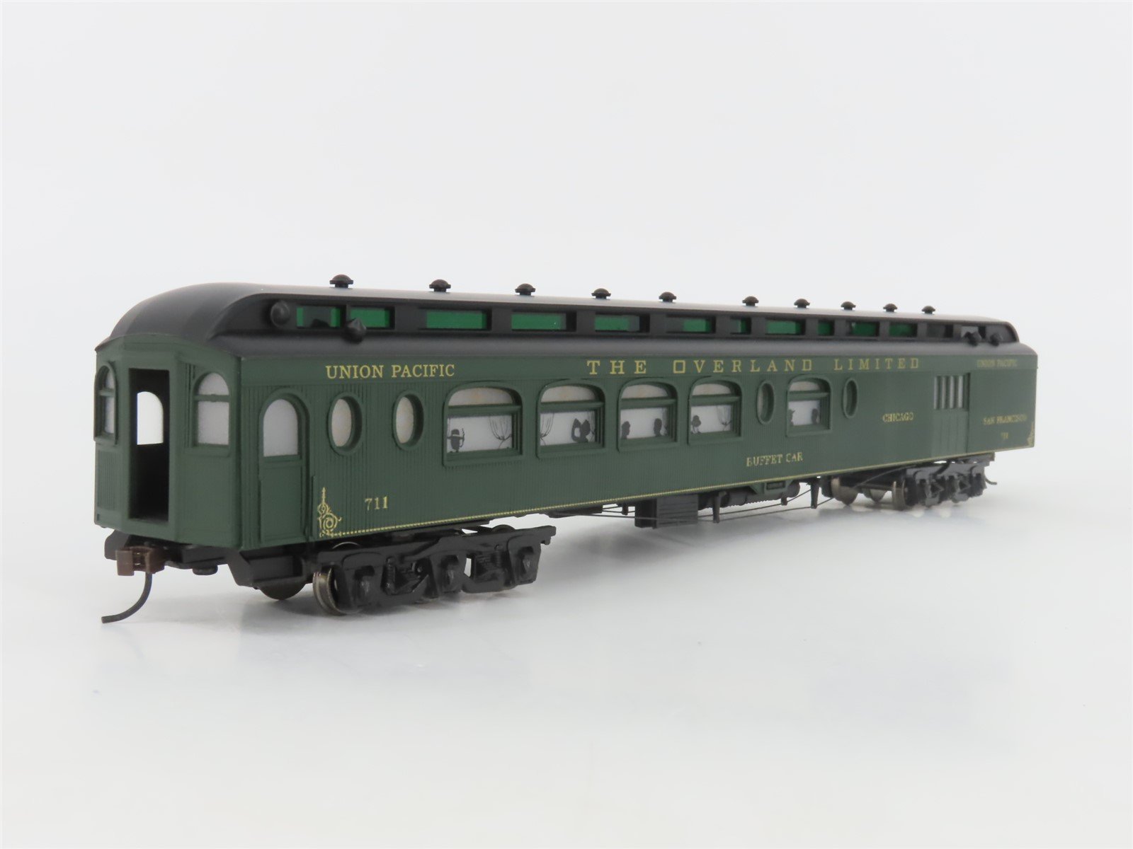 HO Scale Roundhouse 68701 UP Overland Limited Palace Combine Passenger Car #711