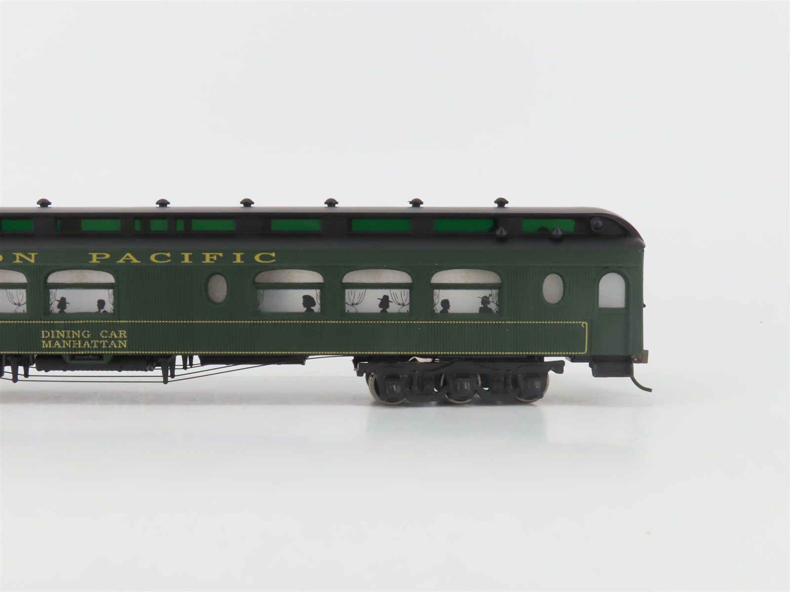 HO Scale Roundhouse 68801 UP Union Pacific Palace Diner Passenger 