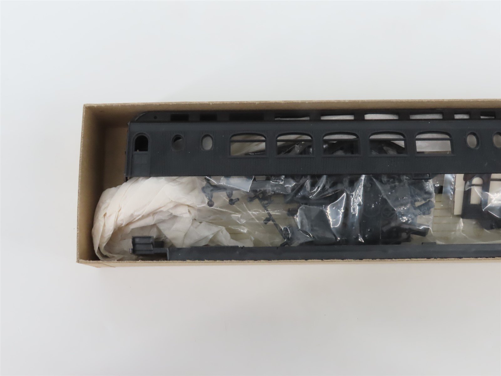 HO Scale Pullman Palace Cars Kit #6082 Unlettered Observation Passenger Car