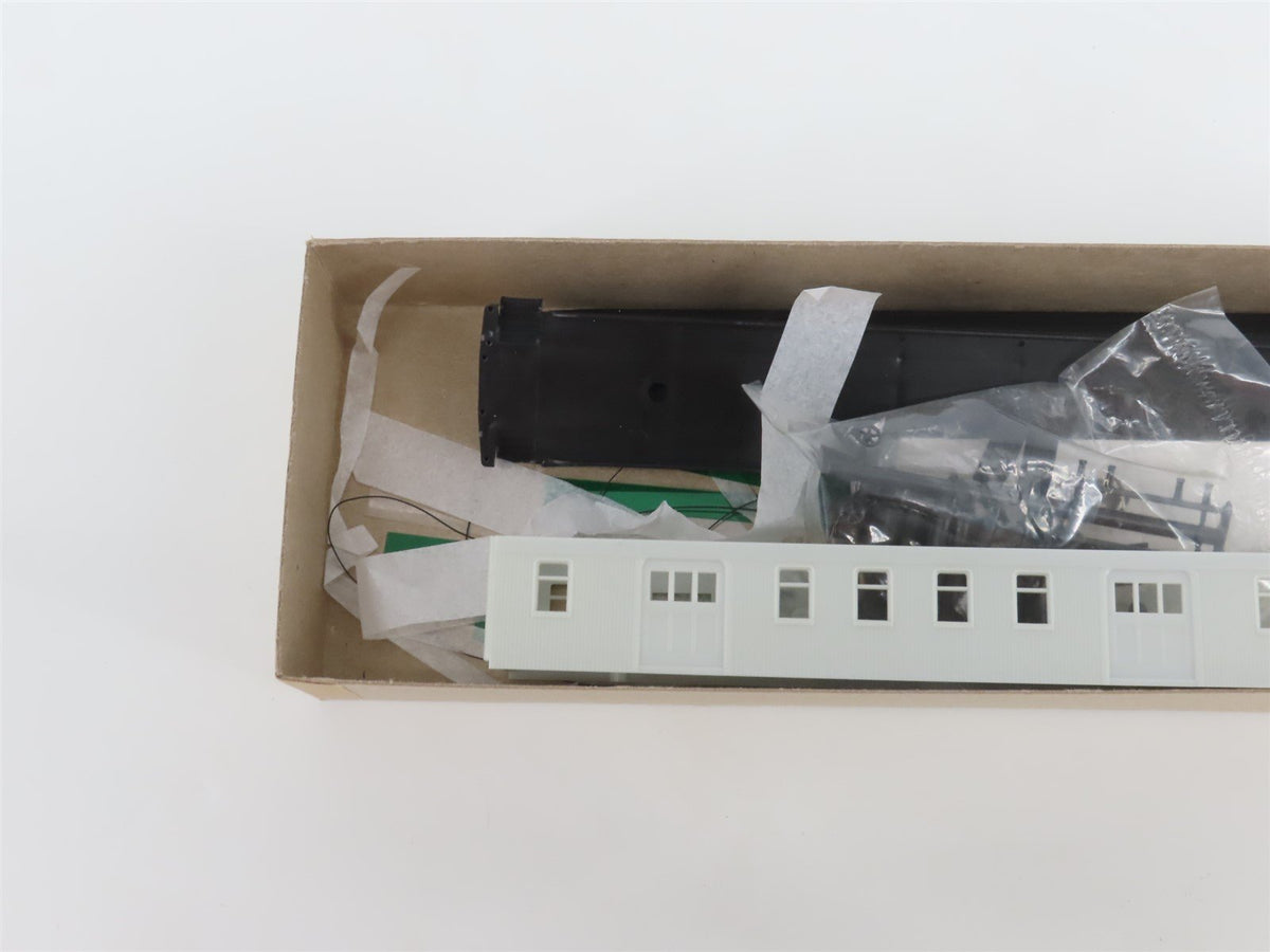 HO Scale Roundhouse MDC Kit #05021 Undecorated Pullman 50&#39; Baggage Passenger Car