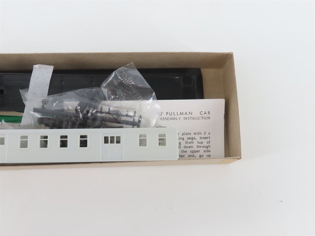 HO Scale Roundhouse MDC Kit #05021 Undecorated Pullman 50&#39; Baggage Passenger Car