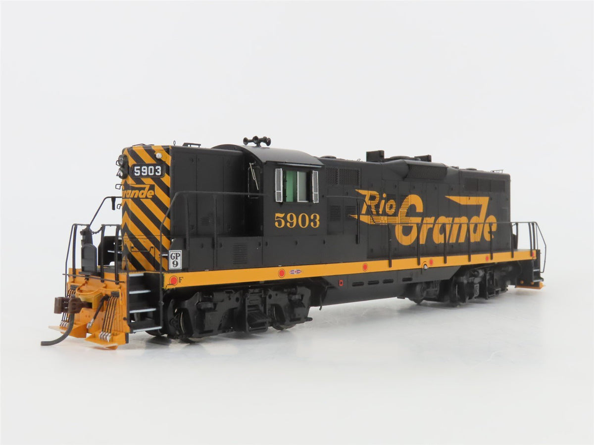 HO Athearn Genesis G62662 DRGW Rio Grande GP9 Diesel Loco #5903 wDCC &amp; Sound