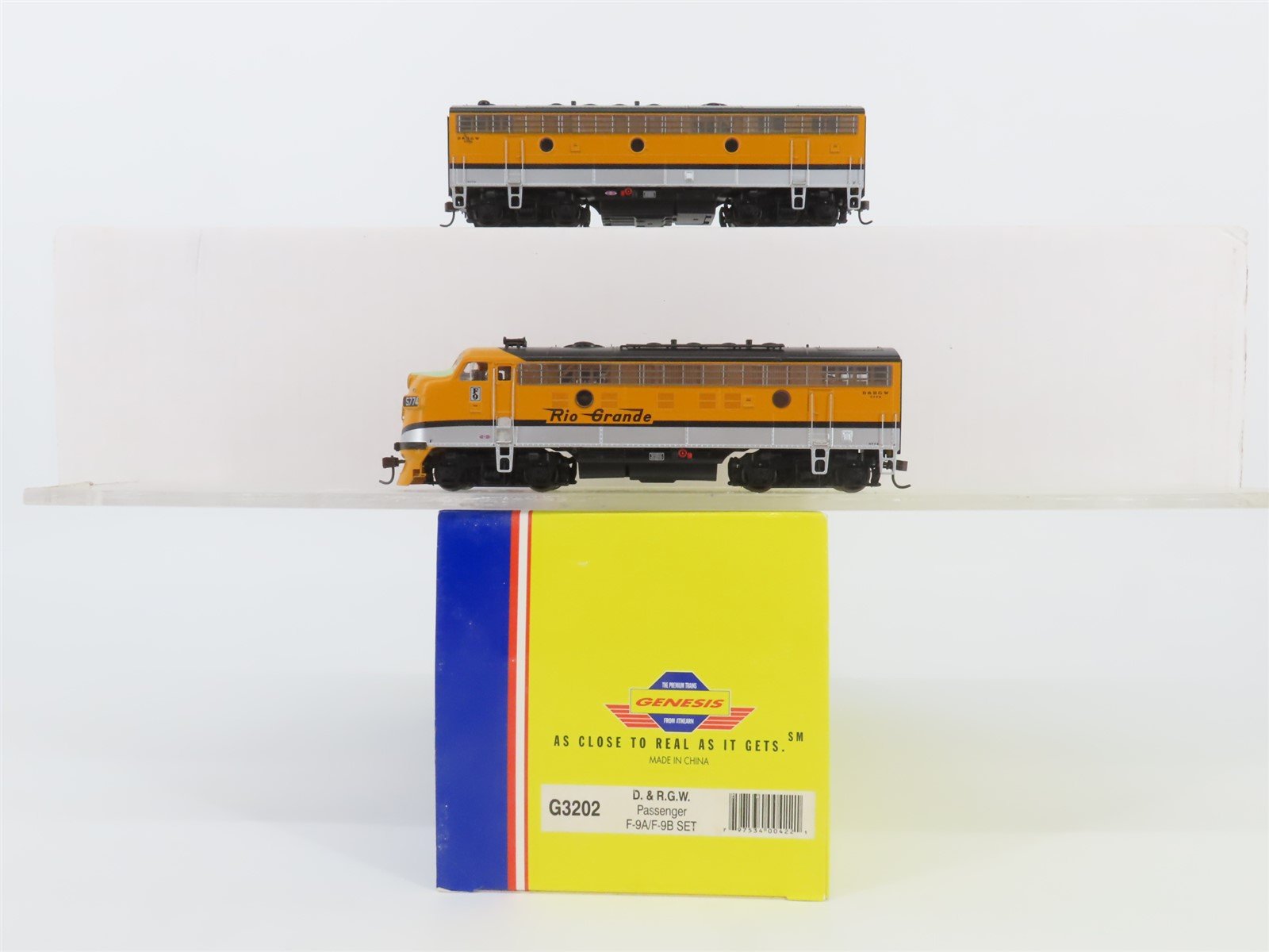 HO Scale Athearn Genesis G3202 DRGW Rio Grande F9 A/B Diesel Locomotive Set