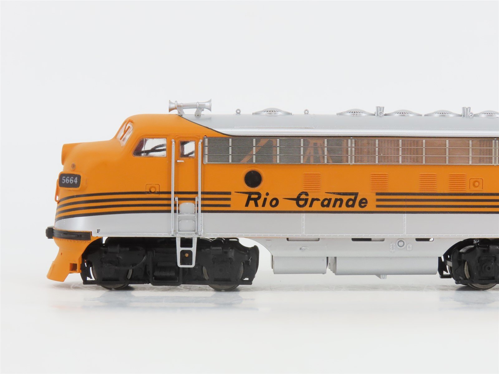 HO Scale Intermountain Regal Line 49011WD-04 DRGW Rio Grande F7A Diesel #5664