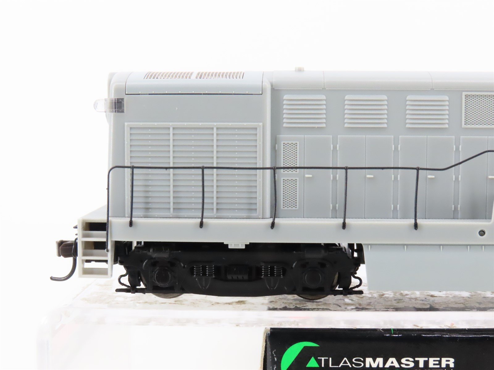 HO Scale Atlas Master 9518 Undecorated FM H15/16-44 Early Diesel w/ DCC