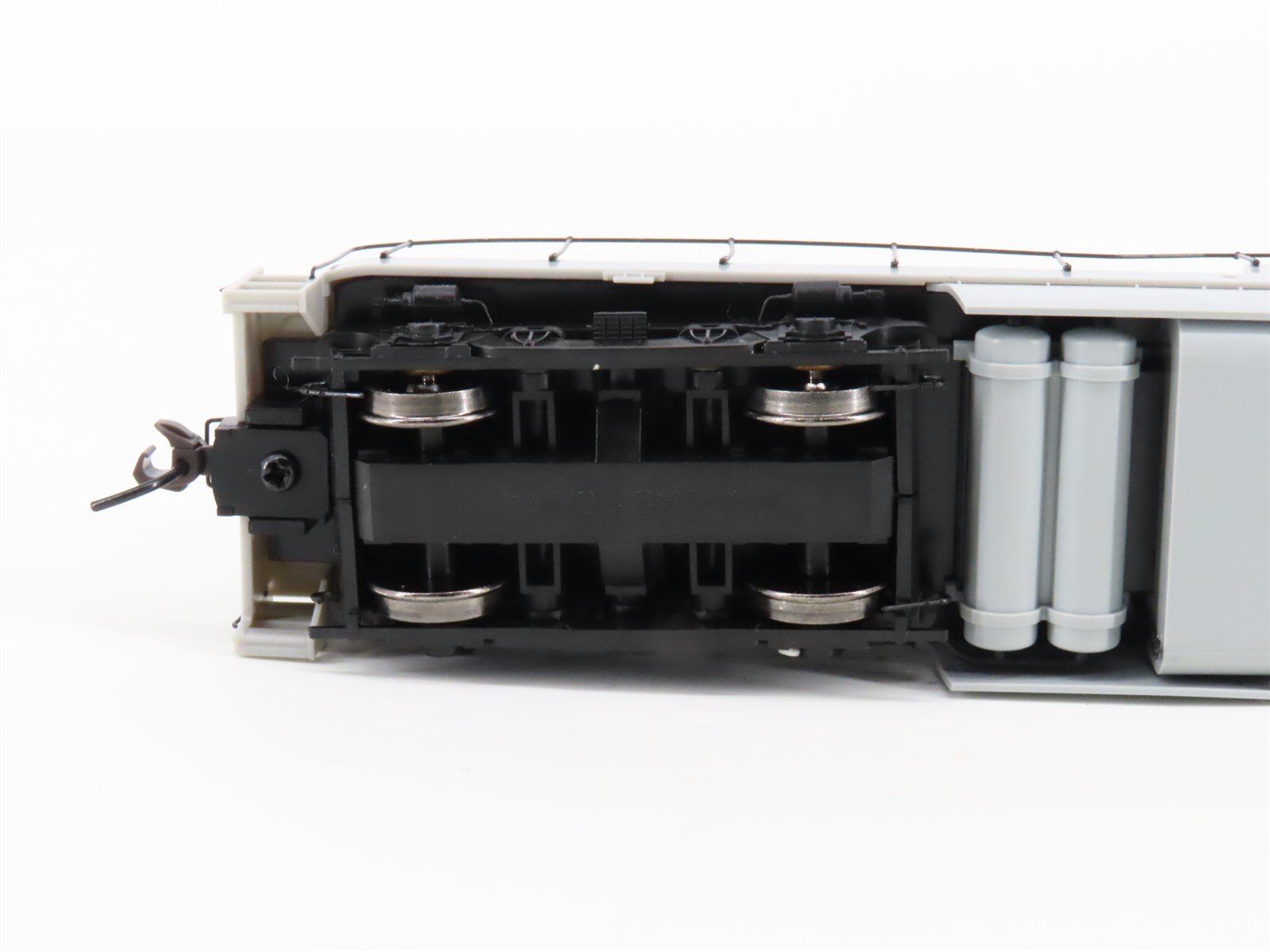 HO Scale Atlas Master 9518 Undecorated FM H15/16-44 Early Diesel w/ DCC