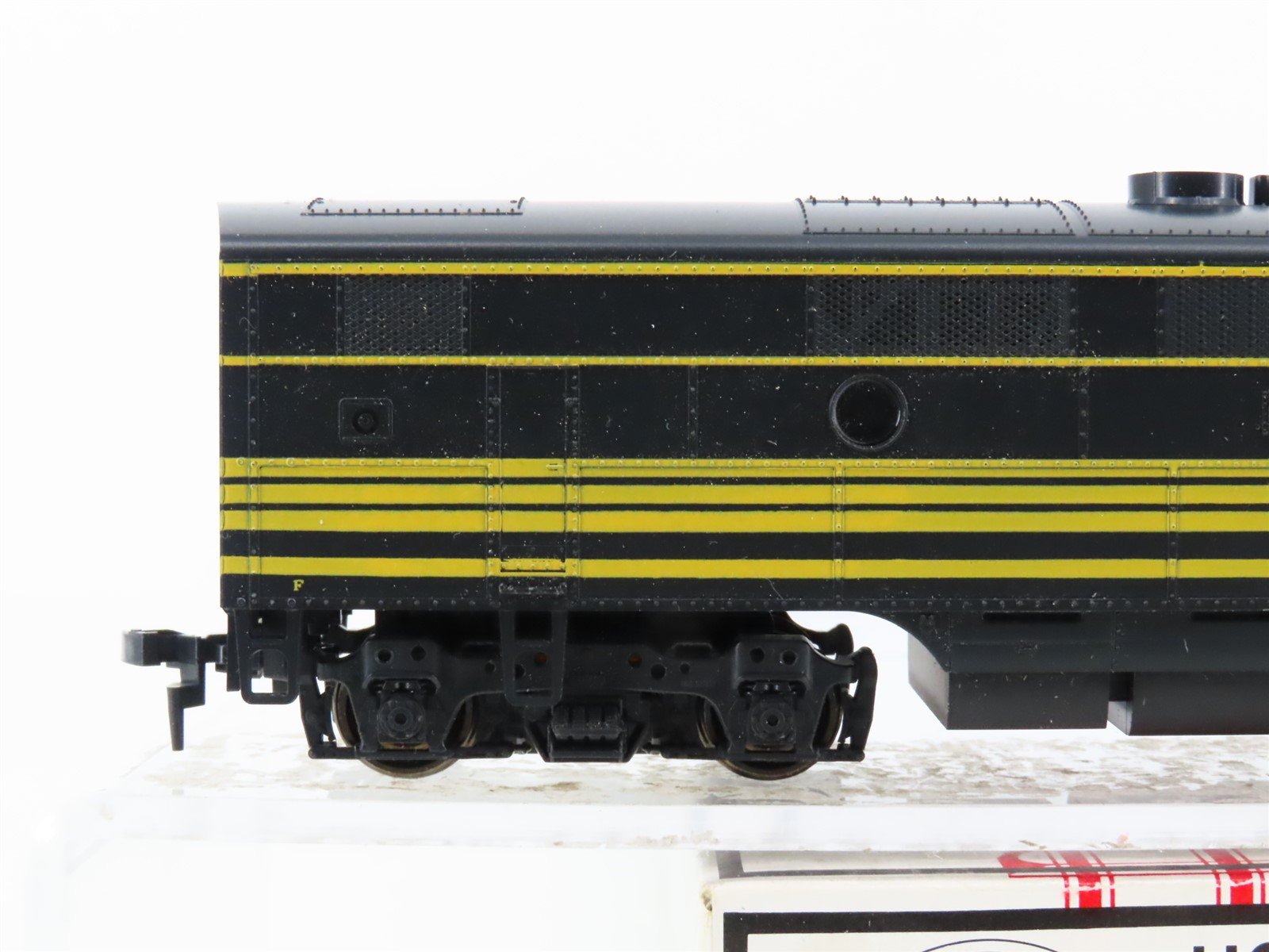 HO Scale Stewart/KATO 8021 D&RGW Rio Grande EMD F3B Phase I Diesel No#