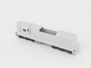 HO Scale Rail Power Undecorated SD7/9 Diesel Locomotive UNPOWERED