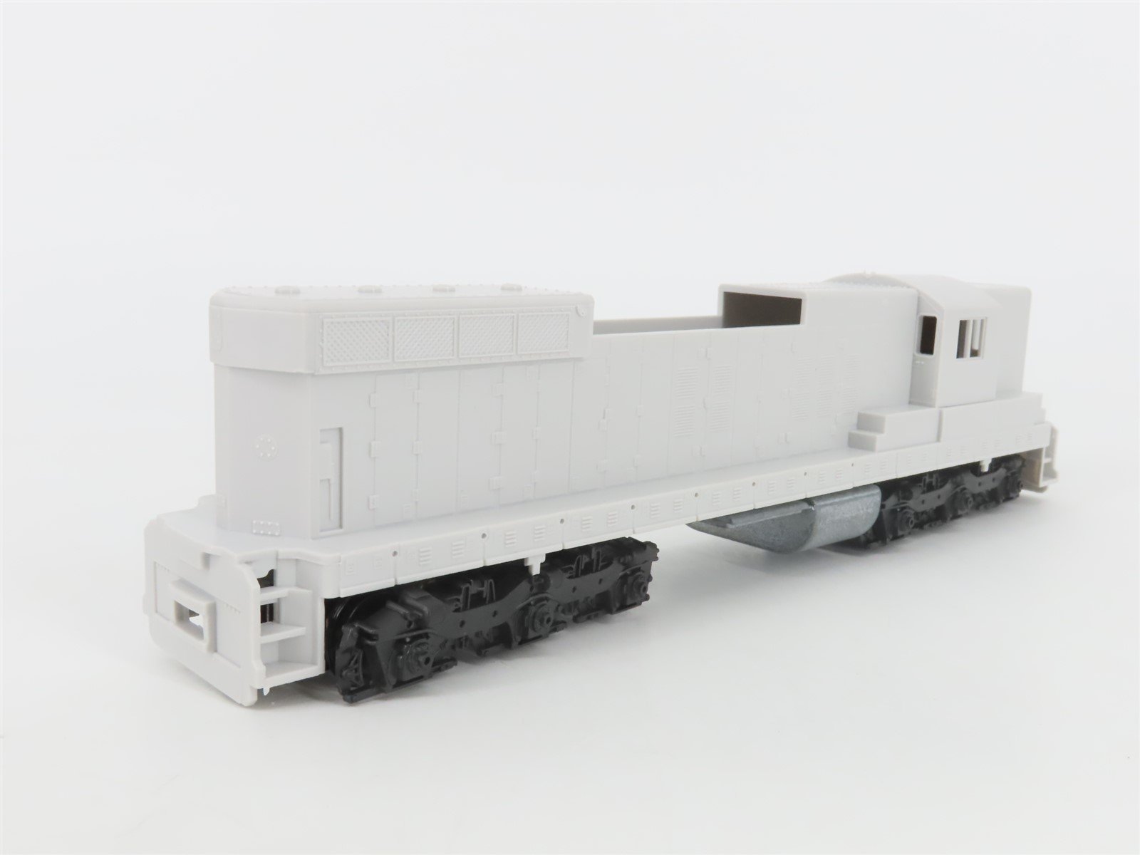 HO Scale Rail Power Undecorated SD7/9 Diesel Locomotive UNPOWERED