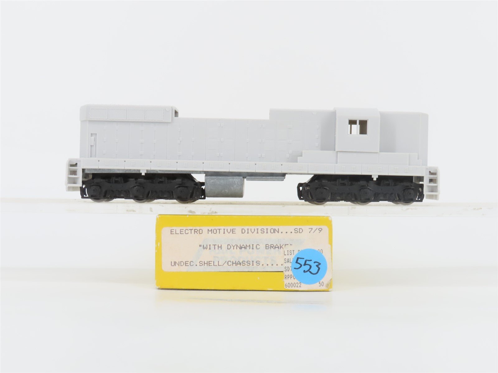 HO Scale Rail Power Undecorated SD7/9 Diesel Locomotive UNPOWERED