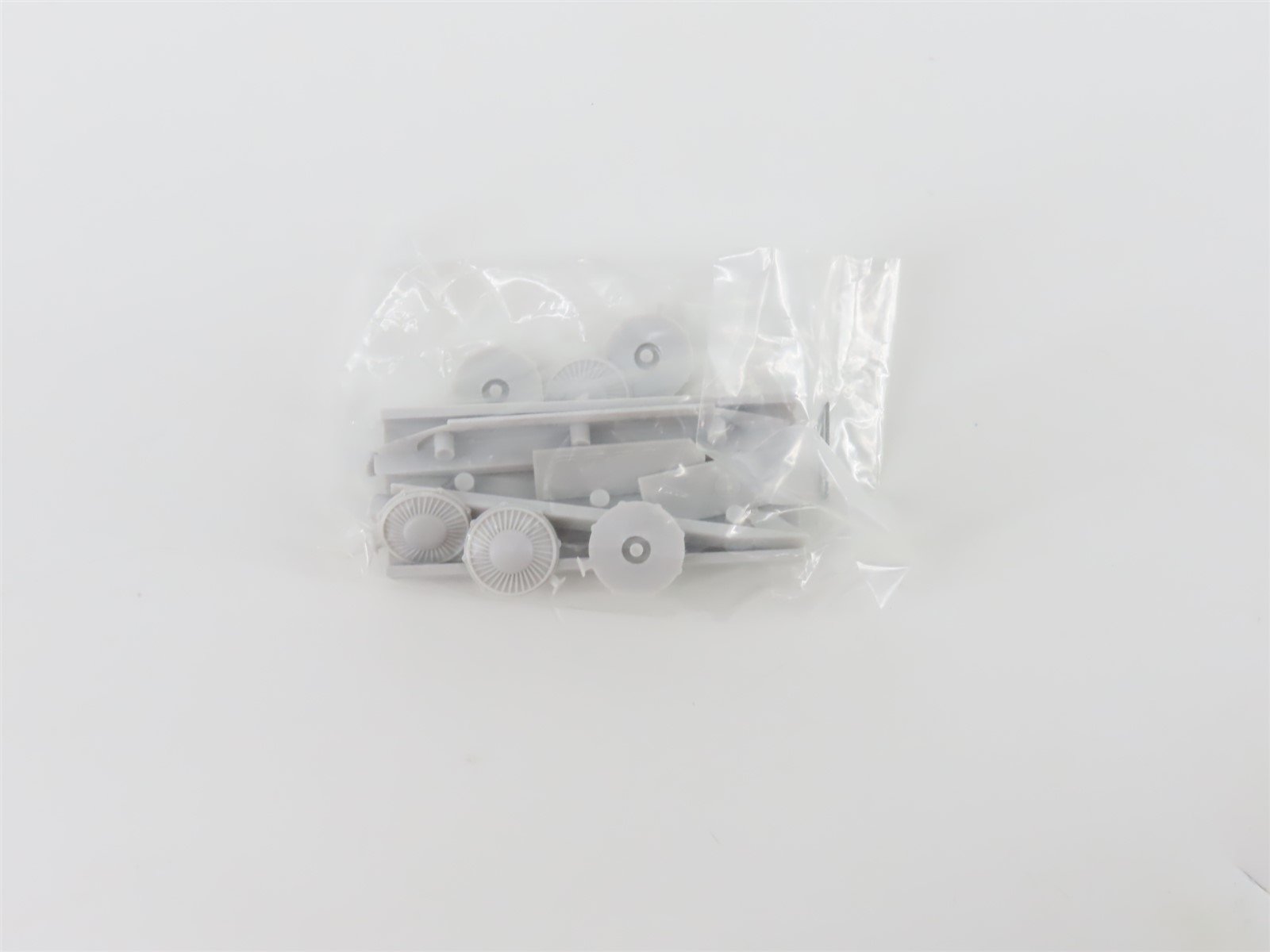 HO Scale Rail Power Undecorated SD7/9 Diesel Locomotive UNPOWERED