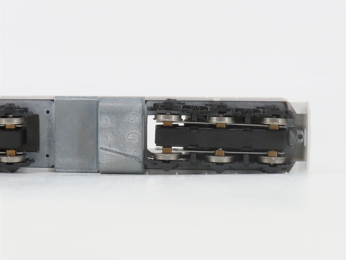 HO Scale Rail Power Undecorated SD7/9 Diesel Locomotive UNPOWERED