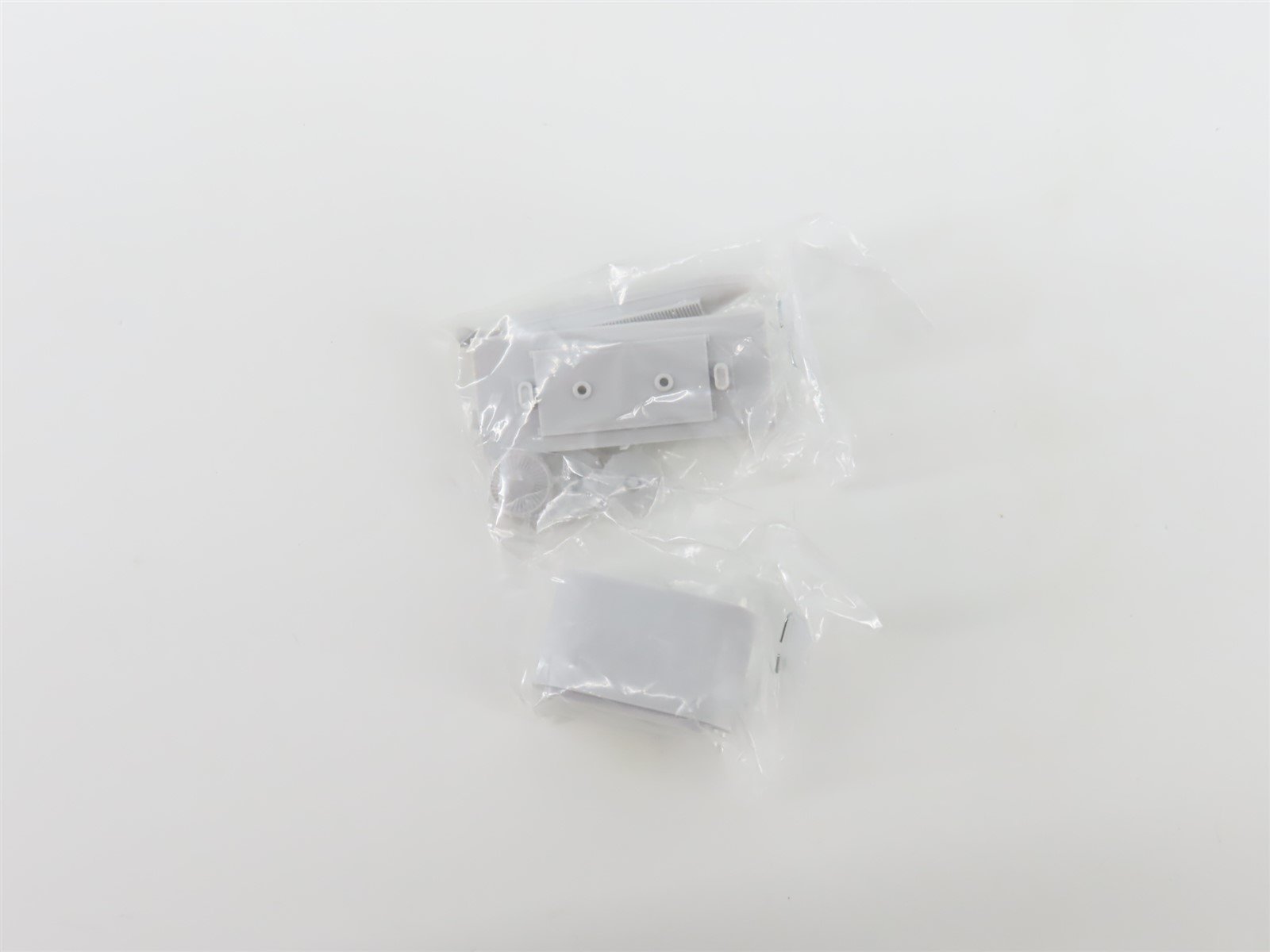 HO Scale Rail Power Undecorated SD7/9 Diesel Locomotive UNPOWERED