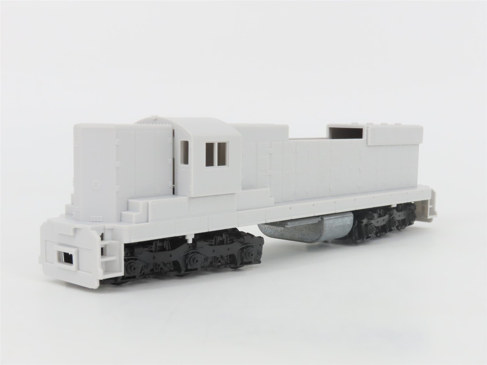 HO Scale Rail Power Undecorated SD7/9 Diesel Locomotive UNPOWERED